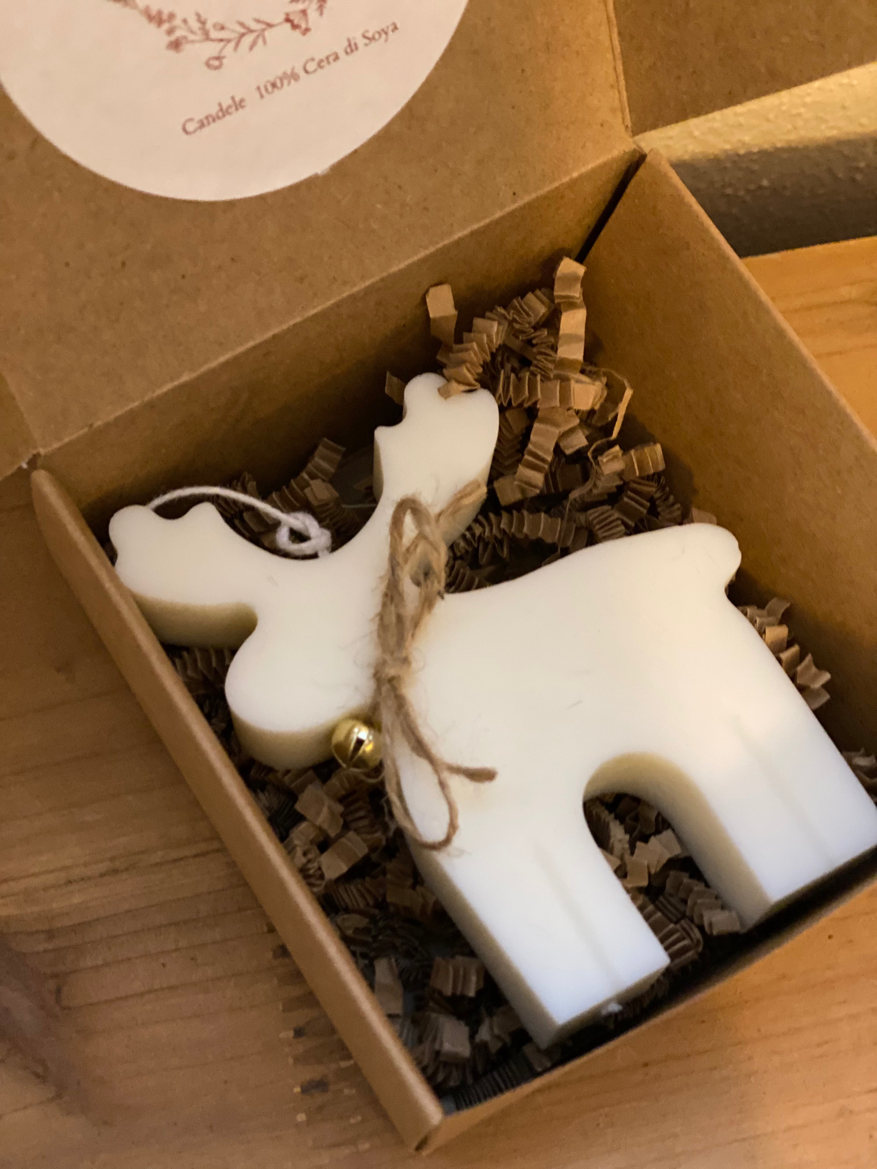 Renna di Cera di Soia con Campanellino