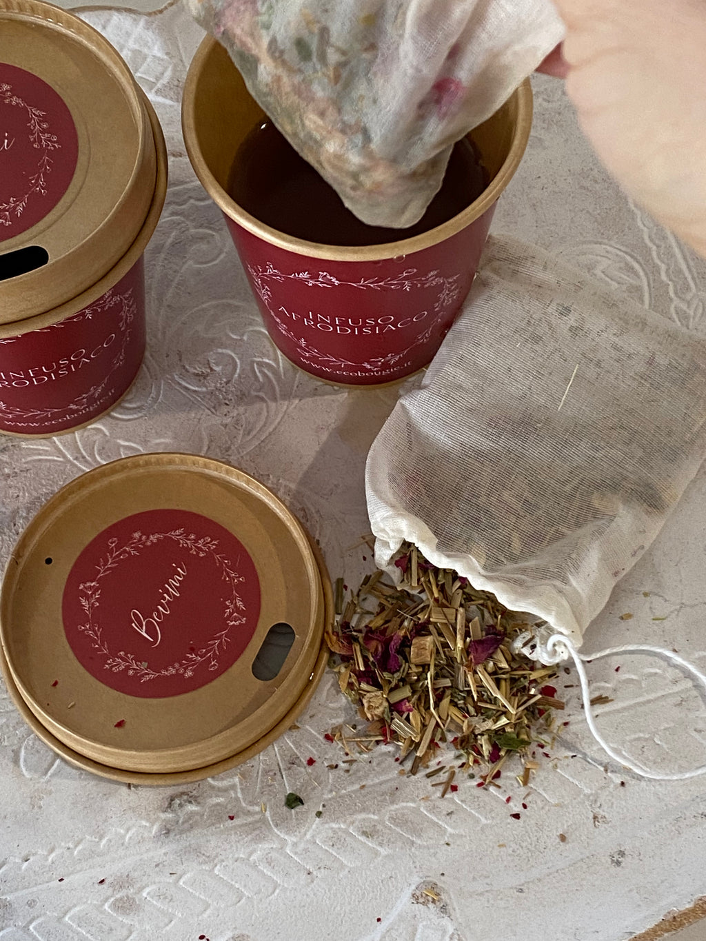 Rituale per Due Kit con candela all’iris e infuso afrodisiaco-Spedizione gratuita