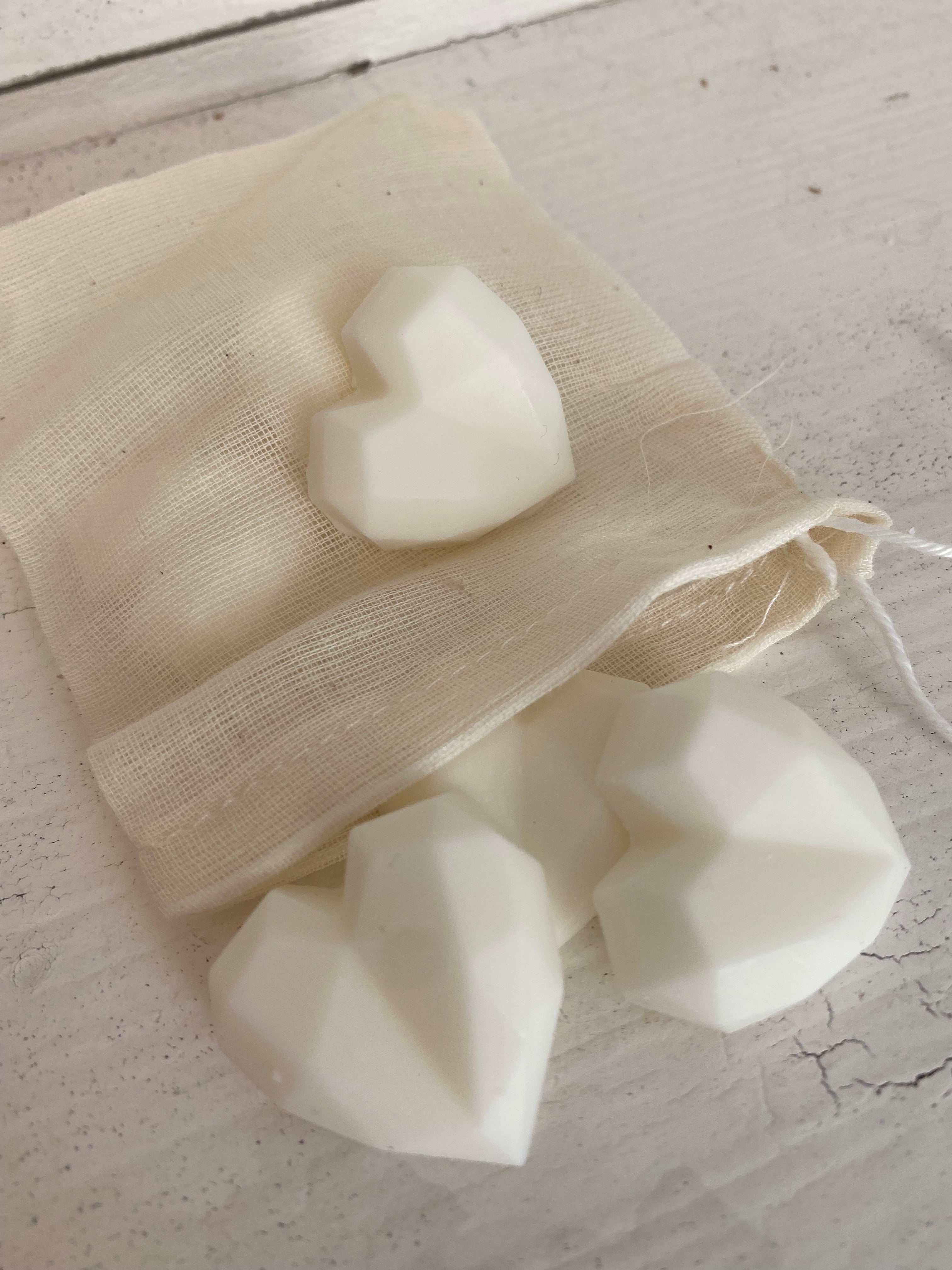 CIALDE DI CERA DI SOIA A CUORE